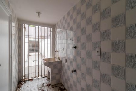 Casa para alugar com 459m², 4 quartos e 3 vagas Casa para alugar com 459m², 4 quartos e 3 vagasÁrea de Serviço