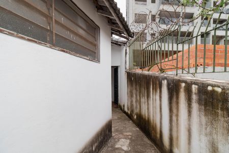 Casa para alugar com 459m², 4 quartos e 3 vagas Casa para alugar com 459m², 4 quartos e 3 vagasEdícula - Fundos