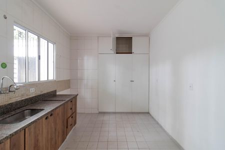 Casa para alugar com 459m², 4 quartos e 3 vagas Casa para alugar com 459m², 4 quartos e 3 vagasCozinha