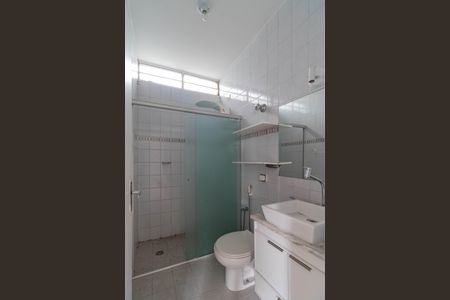 Casa para alugar com 459m², 4 quartos e 3 vagas Casa para alugar com 459m², 4 quartos e 3 vagasBanheiro da Suíte