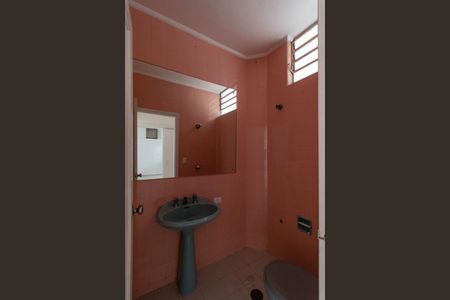 Casa para alugar com 459m², 4 quartos e 3 vagas Casa para alugar com 459m², 4 quartos e 3 vagasLavabo