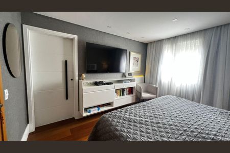 Casa de condomínio à venda com 329m², 4 quartos e 3 vagasQuarto