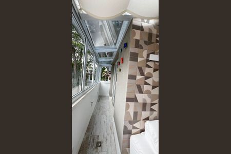 Casa de condomínio à venda com 329m², 4 quartos e 3 vagasvaranda