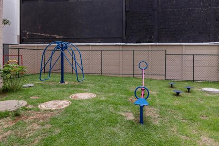 Apartamento à venda com 32m², 2 quartos e sem vaga Apartamento à venda com 32m², 2 quartos e sem vagaÁrea comum - Playground