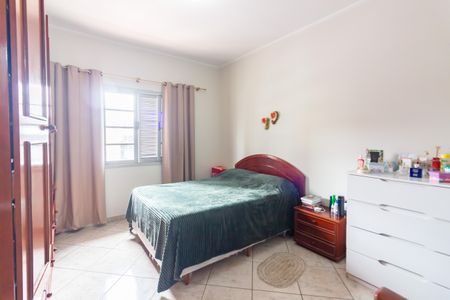 Casa à venda com 220m², 3 quartos e 4 vagasQuarto 1