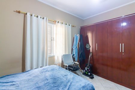 Casa à venda com 220m², 3 quartos e 4 vagasQuarto 3