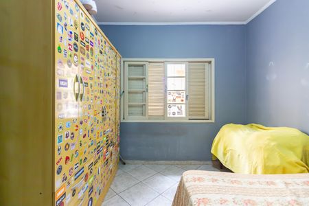 Casa à venda com 220m², 3 quartos e 4 vagasQuarto 2