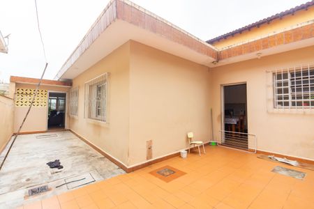 Casa à venda com 220m², 3 quartos e 4 vagasQuintal