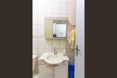 Casa à venda com 220m², 3 quartos e 4 vagasBanheiro 2