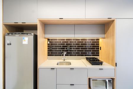Studio para alugar com 25m², 1 quarto e sem vagaSala/Cozinha/Quarto