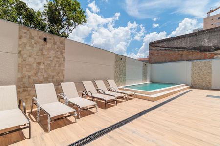 Apartamento para alugar com 31m², 2 quartos e sem vaga Apartamento para alugar com 31m², 2 quartos e sem vagaÁrea comum - Piscina