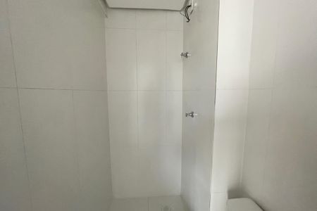 Apartamento à venda com 42m², 2 quartos e 1 vaga Apartamento à venda com 42m², 2 quartos e 1 vagaBanheiro