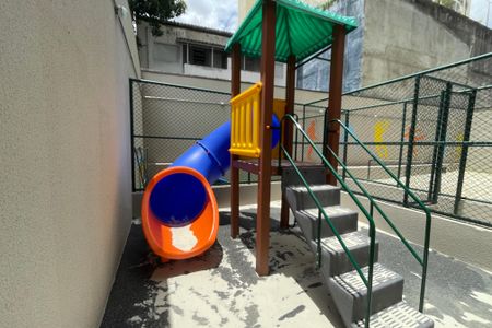 Apartamento à venda com 42m², 2 quartos e 1 vaga Apartamento à venda com 42m², 2 quartos e 1 vagaPlayground