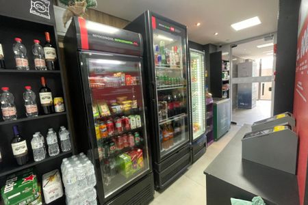 Apartamento à venda com 42m², 2 quartos e 1 vaga Apartamento à venda com 42m², 2 quartos e 1 vagaMercadinho