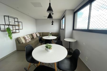 Apartamento à venda com 42m², 2 quartos e 1 vaga Apartamento à venda com 42m², 2 quartos e 1 vagaÁrea gourmet