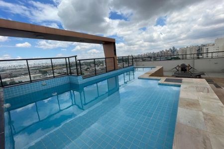 Apartamento à venda com 42m², 2 quartos e 1 vaga Apartamento à venda com 42m², 2 quartos e 1 vagaÁrea comum - Piscina