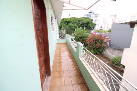 Casa para alugar com 76m², 2 quartos e 1 vagaQuintal