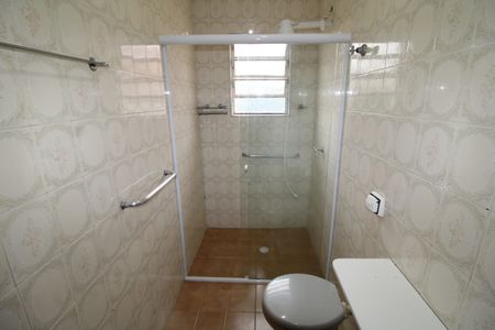 Casa para alugar com 76m², 2 quartos e 1 vagaBanheiro