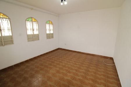 Sala de casa para alugar com 2 quartos, 76m² em Chora Menino, São Paulo