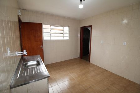 Casa para alugar com 76m², 2 quartos e 1 vagaCozinha
