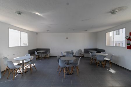 Apartamento para alugar com 49m², 2 quartos e sem vagaÁrea Comum - Salão de Festas 