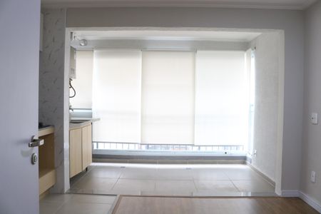 Sala e Cozinha Integrada de apartamento para alugar com 2 quartos, 41m² em Barra Funda, São Paulo