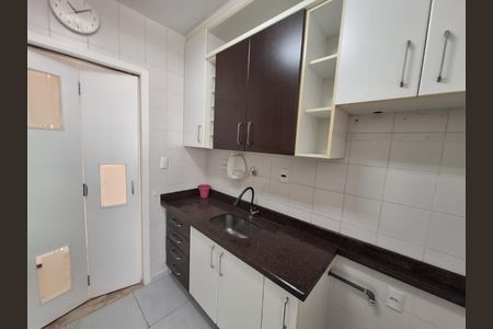 Apartamento à venda com 75m², 3 quartos e 1 vagaFoto 03