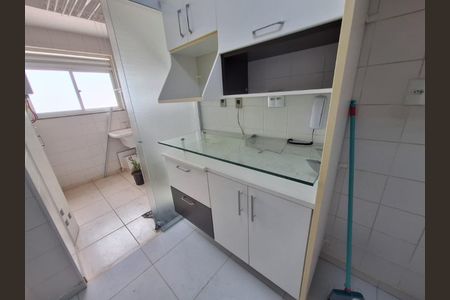 Apartamento à venda com 75m², 3 quartos e 1 vagaFoto 01