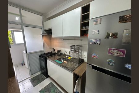 Apartamento à venda com 2 quartos, 79m² em Jardim Tupanci, Barueri