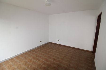 Quarto 1 de casa para alugar com 1 quarto, 81m² em Chora Menino, São Paulo