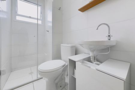 Banheiro de apartamento para alugar com 2 quartos, 44m² em Jardim Topazio, São José dos Campos