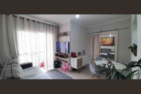 Sala de apartamento à venda com 3 quartos, 67m² em São Pedro, Osasco