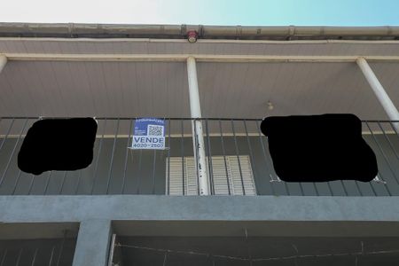 Casa à venda com 176m², 3 quartos e 1 vagaFachada