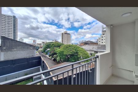Apartamento à venda com 41m², 2 quartos e sem vaga Apartamento à venda com 41m², 2 quartos e sem vagaVaranda e área de serviço