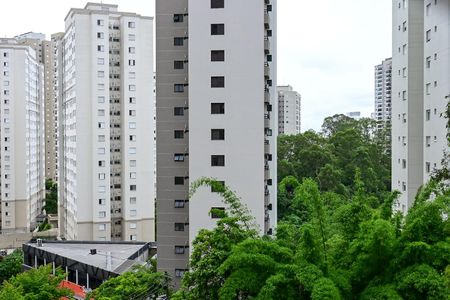 Apartamento para alugar com 88m², 2 quartos e 2 vagasVista da Suíte 2