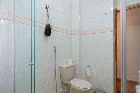 Apartamento para alugar com 60m², 2 quartos e sem vagaBanheiro