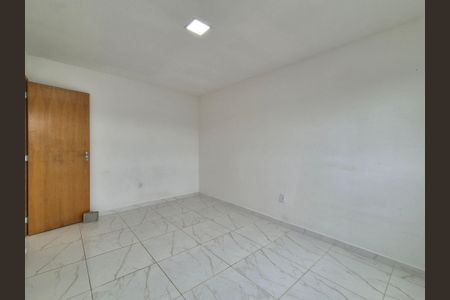 Casa para alugar com 2 quartos, 70m² em Guaratiba, Rio de Janeiro