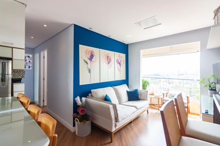 Sala  de apartamento à venda com 2 quartos, 48m² em Bussocaba, Osasco