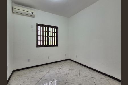 Casa para alugar com 100m², 3 quartos e 1 vaga Casa para alugar com 100m², 3 quartos e 1 vagaQuarto