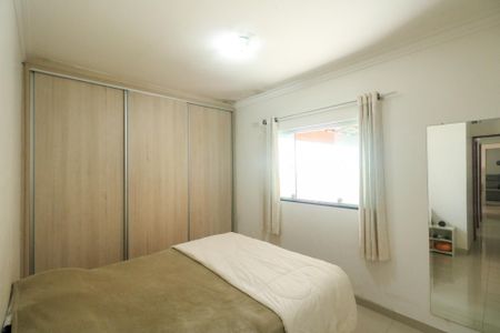 Casa à venda com 125m², 2 quartos e 2 vagas Casa à venda com 125m², 2 quartos e 2 vagasQuarto 1