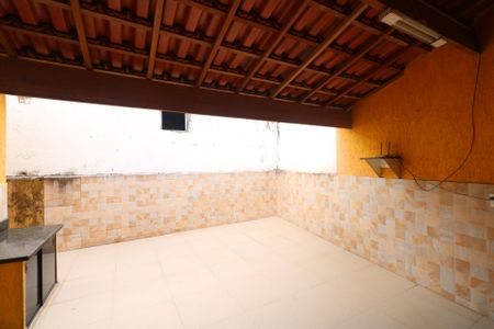 Casa à venda com 125m², 2 quartos e 2 vagas Casa à venda com 125m², 2 quartos e 2 vagasÁrea de Serviço e Churrasqueira