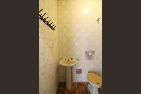 Apartamento para alugar com 300m², 3 quartos e 6 vagasBanheiro de serviço