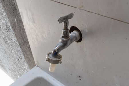 Casa para alugar com 80m², 2 quartos e 1 vaga Casa para alugar com 80m², 2 quartos e 1 vagaÁrea de serviço