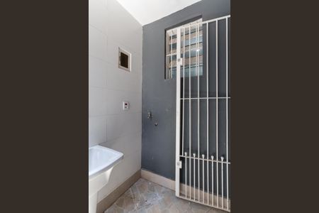 Casa para alugar com 80m², 2 quartos e 1 vaga Casa para alugar com 80m², 2 quartos e 1 vagaÁrea de serviço