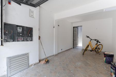Casa para alugar com 80m², 2 quartos e 1 vaga Casa para alugar com 80m², 2 quartos e 1 vagaGaragem