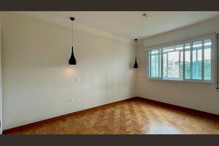Apartamento à venda com 153m², 2 quartos e 1 vagaSuite