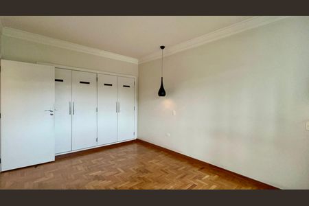Apartamento à venda com 153m², 2 quartos e 1 vagaSuite