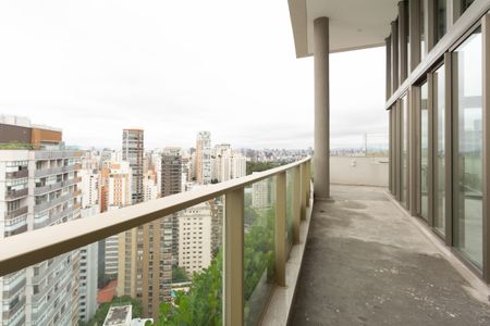 Apartamento à venda com 292m², 3 quartos e 4 vagas Apartamento à venda com 292m², 3 quartos e 4 vagasCobertura