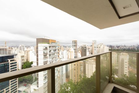 Apartamento à venda com 292m², 3 quartos e 4 vagas Apartamento à venda com 292m², 3 quartos e 4 vagasSuíte 2