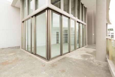 Apartamento à venda com 292m², 3 quartos e 4 vagas Apartamento à venda com 292m², 3 quartos e 4 vagasCobertura